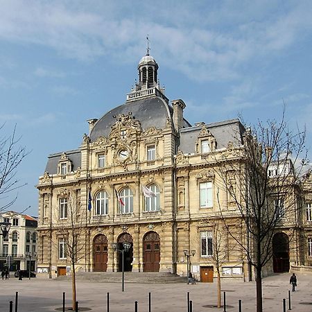 Appt Cosy En Coeur De Ville Proche Lille - 15 Min Tourcoing Luaran gambar